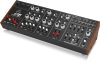 Behringer CAT analóg szintetizátor