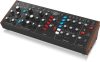 Behringer Model D analóg szintetizátor
