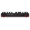Behringer TD-3-MO-BK analóg basszus szintetizátor, Modded Out, VCO, VCF, 16-lépéses szekvenszerrel