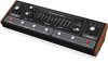 Behringer Toro analóg basszusszintetizátor, monofonikus, USB